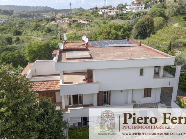 Villa a Schiera in affitto a Pozzuoli via vecchia delle vigne 1, non arredato/vuoto, giardino privato, terrazzo TrovaCasa