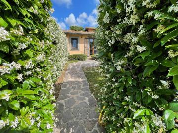 Villa a Schiera in affitto a Roma via della Cecchignola, arredato, giardino privato, terrazzo TrovaCasa