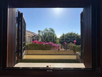 Villa a Schiera in affitto a Roma via Giovanni Pacchioni, 26, giardino privato, terrazzo, caminetto TrovaCasa