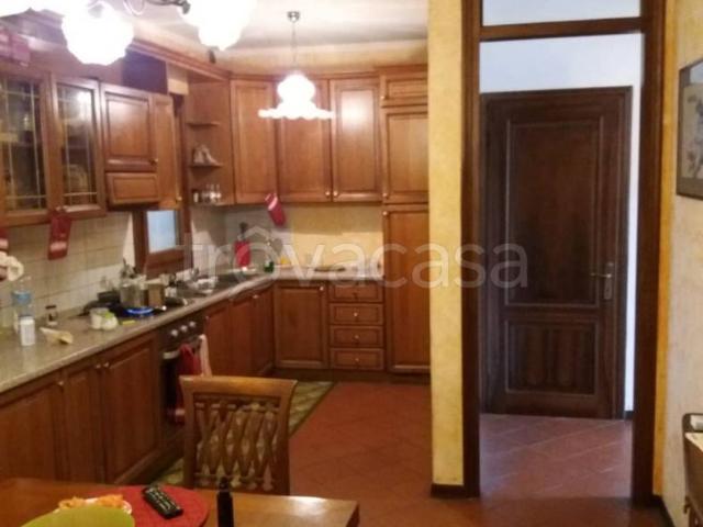 Villa a Schiera in affitto a Spresiano via Ugo Foscolo, arredato, giardino privato, box TrovaCasa