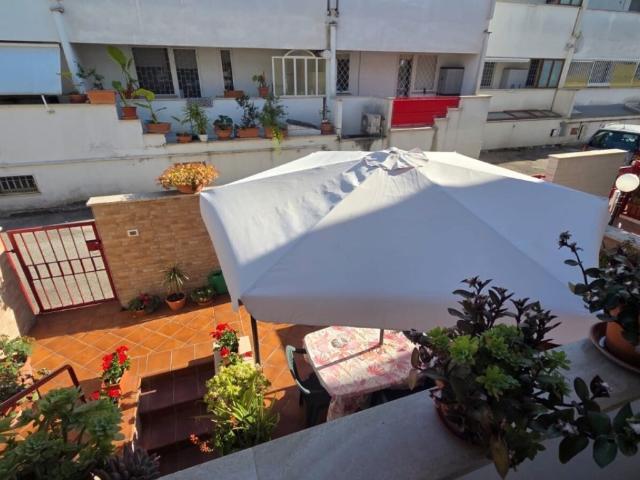 Villa a Schiera in affitto a Terracina via delle arene, giardino, posto auto, balcone TrovaCasa