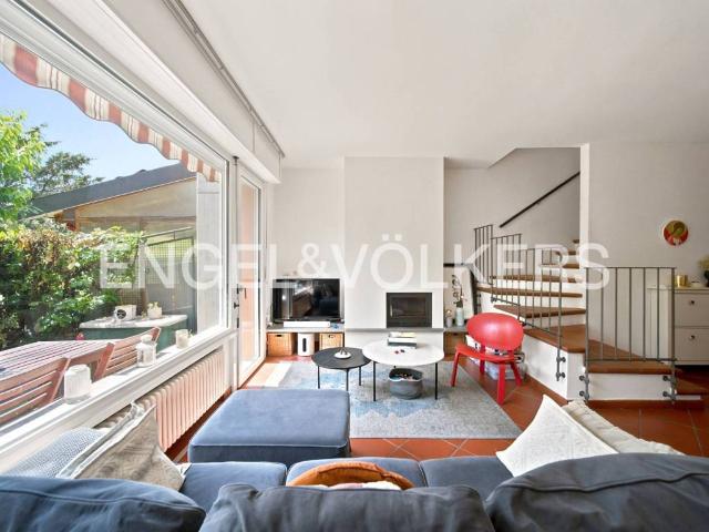 Villa a Schiera in affitto a Varese, giardino privato, box, parzialmente arredato TrovaCasa