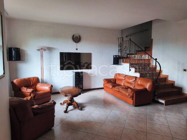 Villa a Schiera in affitto a Verona, arredato, giardino privato, box TrovaCasa