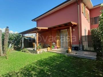 Villa a Schiera in affitto ad Ameglia, arredato, giardino privato, posto auto TrovaCasa