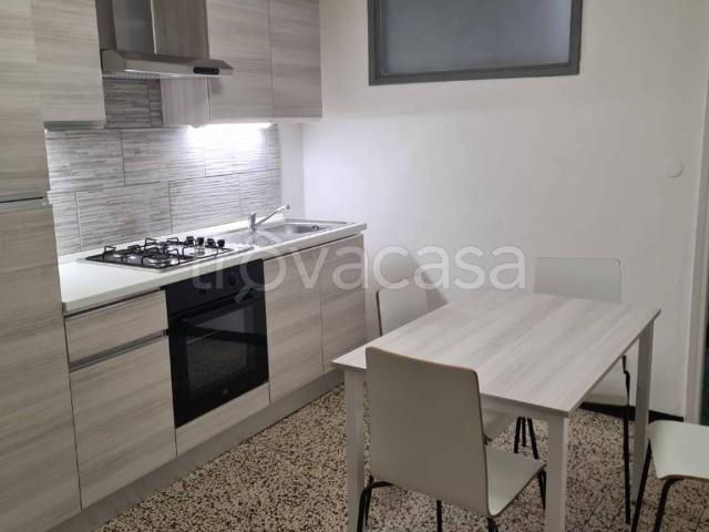 Villa a Schiera in in affitto da privato a Cadegliano Viconago via Ronchetto, 8, da privato, cantina TrovaCasa