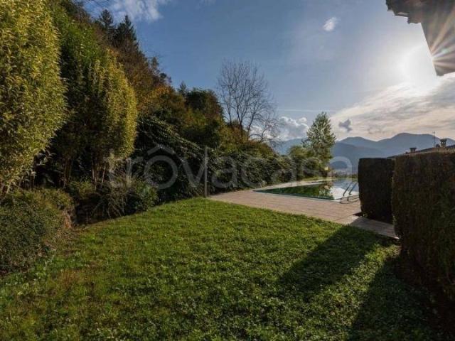 Villa a Schiera in in affitto da privato a Clusone via dei Murù, giardino privato, box, da privato TrovaCasa