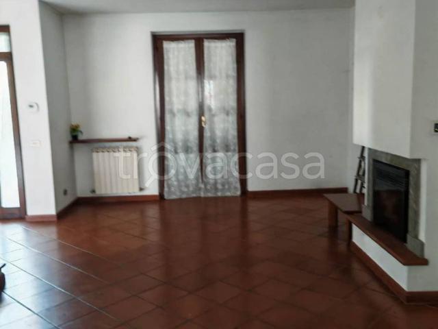 Villa a Schiera in in affitto da privato a Gorla Maggiore via Giorgione, 147, da privato, luminoso, esposto a sud TrovaCasa
