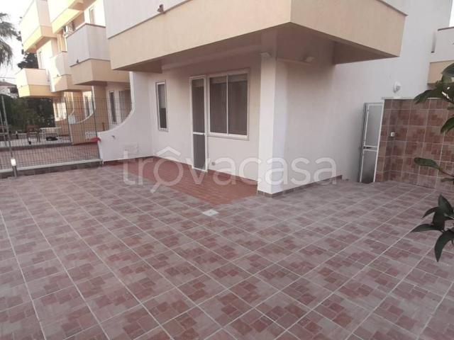 Villa a Schiera in in affitto da privato a Ginosa viale Jonio, giardino, posto auto, da privato TrovaCasa