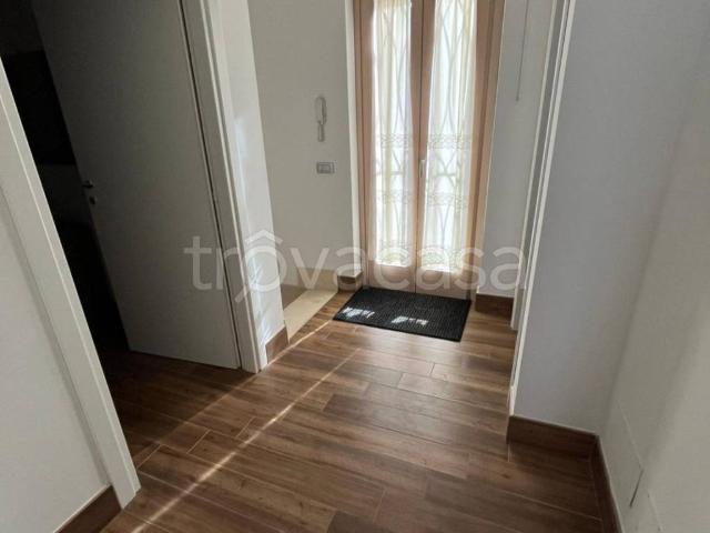 Villa a Schiera in in affitto da privato a Guidonia Montecelio via Germania, 15B, giardino, posto auto, terrazzo TrovaCasa