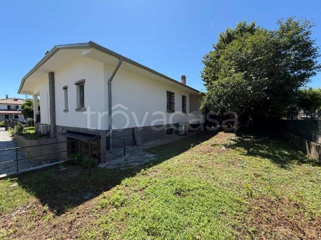 Villa a Schiera in in affitto da privato a Osnago via Niccolò Copernico, 4, giardino privato, box, da privato TrovaCasa