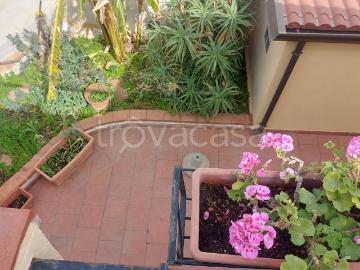 Villa a Schiera in in affitto da privato a Motta San Giovanni lungomare Augusto Ottaviano, 3, da privato, vicinanze negozi, lavanderia TrovaCasa