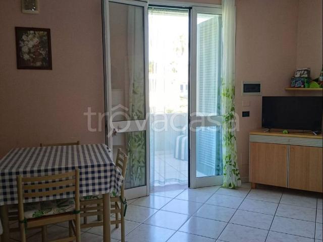 Villa a Schiera in in affitto da privato a Melendugno via Massimo Troisi, 1, giardino, posto auto, da privato TrovaCasa