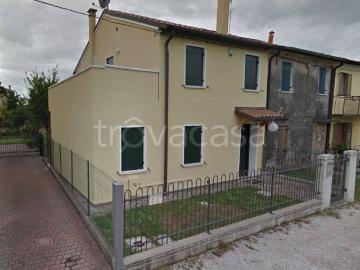 Villa a Schiera in in affitto da privato a Meolo via Roma, 96, giardino, box, terrazzo TrovaCasa