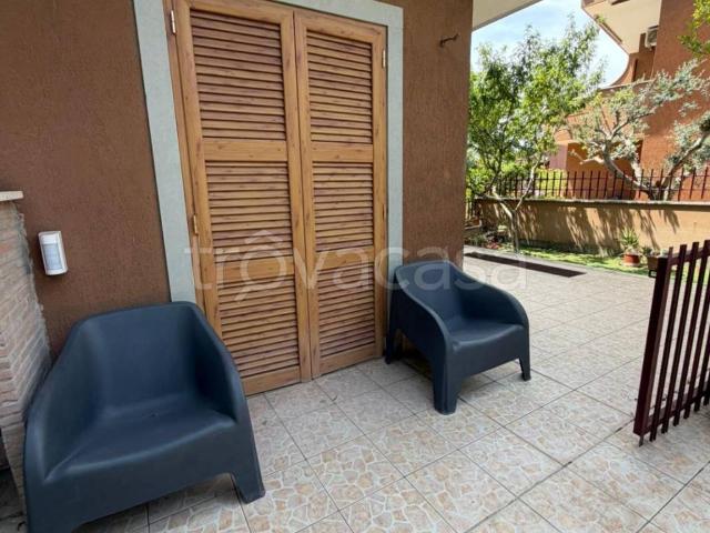Villa a Schiera in in affitto da privato a Roma via delle Vigne di Morena, 85, giardino, da privato, riscaldamento autonomo TrovaCasa