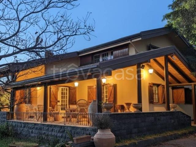 Villa a Schiera in in affitto da privato a Ragalna via Luigi Capuana, giardino privato, da privato, caminetto TrovaCasa