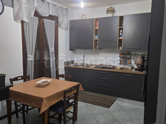 Villa a Schiera in in affitto da privato a Terni via Orione, 8, box, da privato, terrazzo coperto TrovaCasa