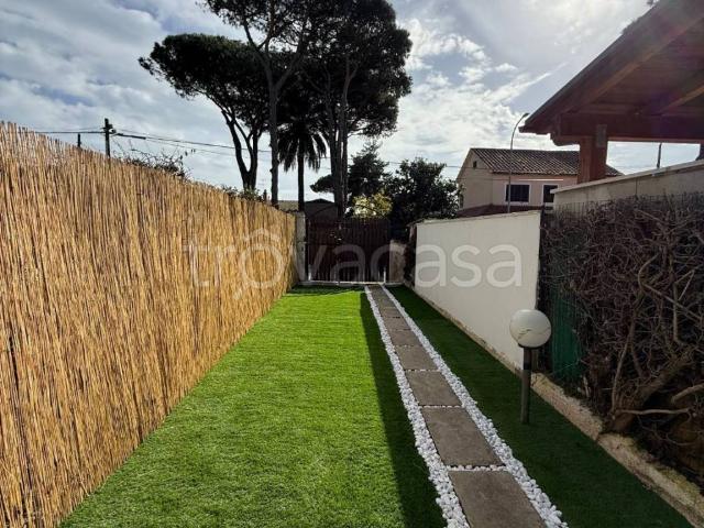 Villa a Schiera in in affitto da privato ad Ardea, arredato, giardino, terrazzo TrovaCasa
