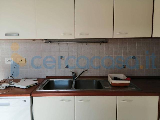 Villa a schiera in ottime condizioni, in affitto in Via Roma, Monte Di Procida