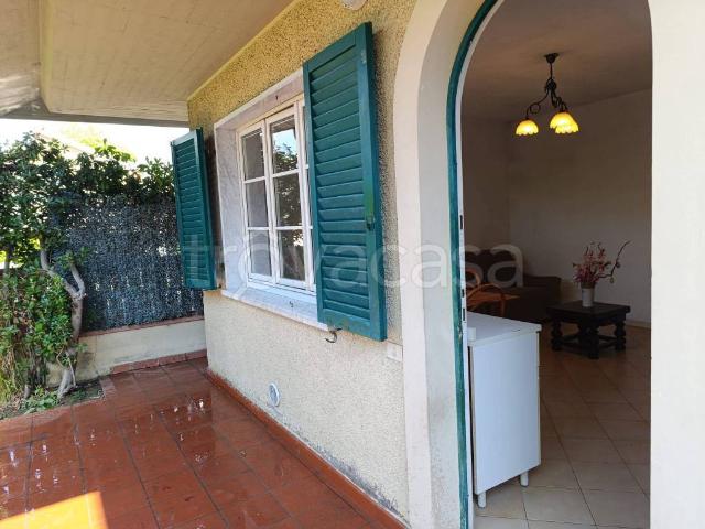 Villa a schiera in vendita a Massa via Casola, Marina di Massa Centro