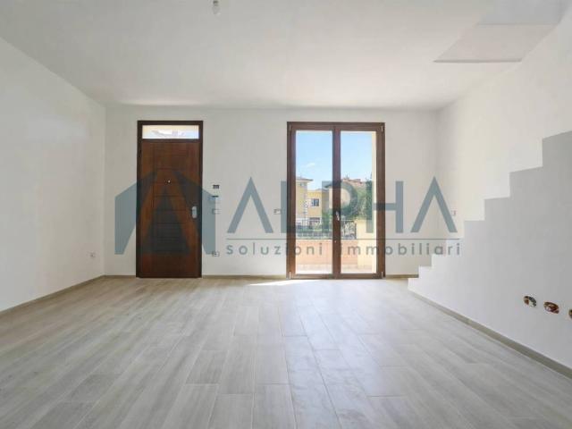 Villa a schiera in vendita a Mercato Saraceno via Giuseppe Di Vittorio, Monte Castello