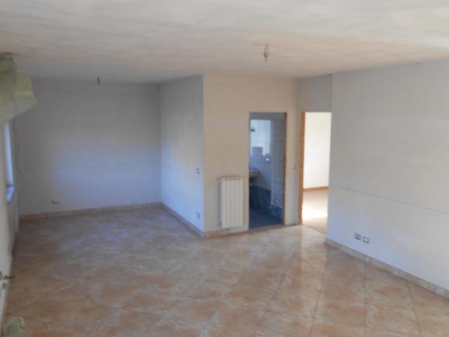 VILLA A SCHIERA in VENDITA a MONCRIVELLO di 6 vani