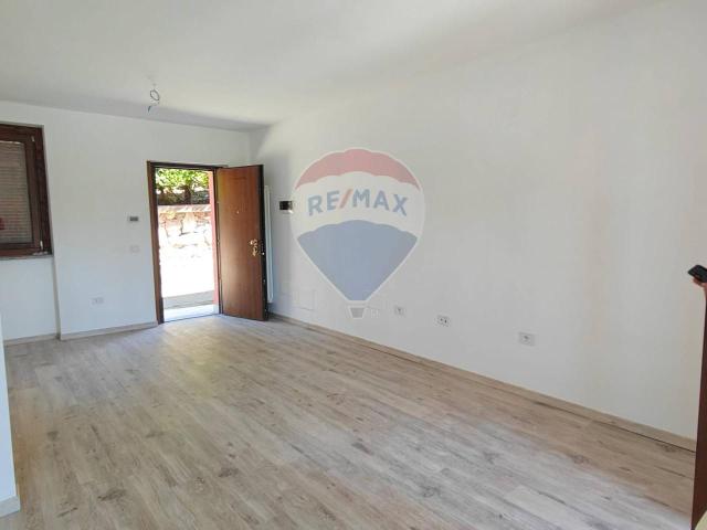 Villa a schiera in vendita a Montegrino Valtravaglia