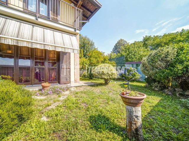 Villa a schiera in vendita a Mornago