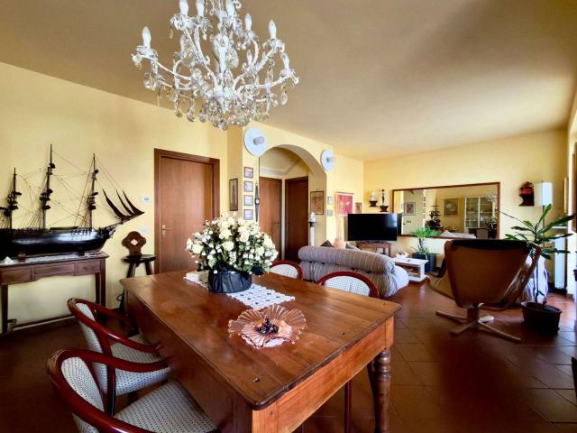 Villa a schiera in vendita a Novara