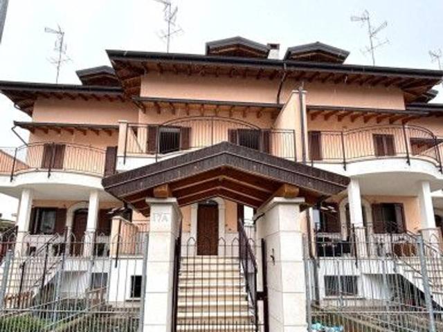 Villa a schiera in vendita a Novara
