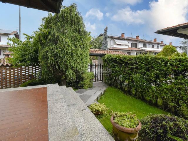 Villa a schiera in vendita a Assago