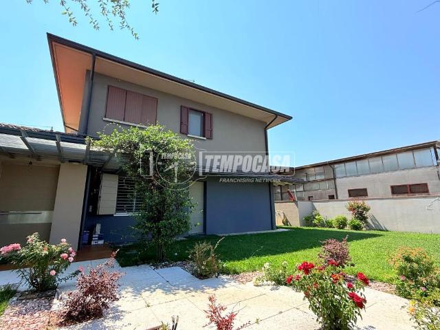 Villa a schiera in vendita a Poncarale