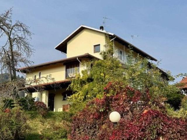 Villa a schiera in vendita a Biella