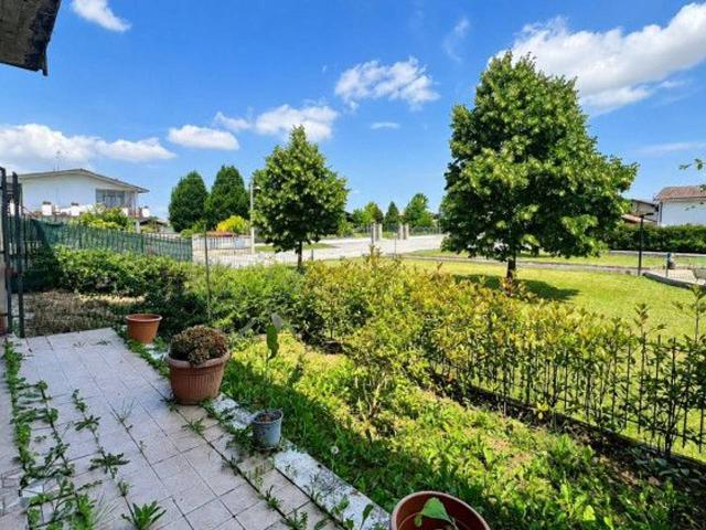 Villa a schiera in vendita a Borgo San Martino