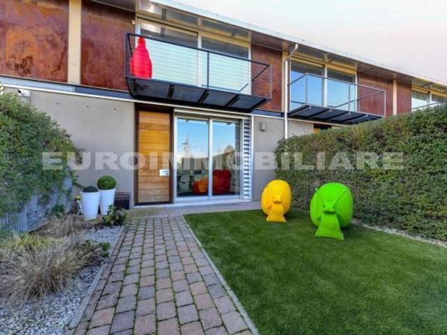 Villa a schiera in vendita a Brescia