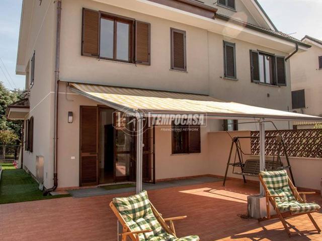 Villa a schiera in vendita a Brugherio