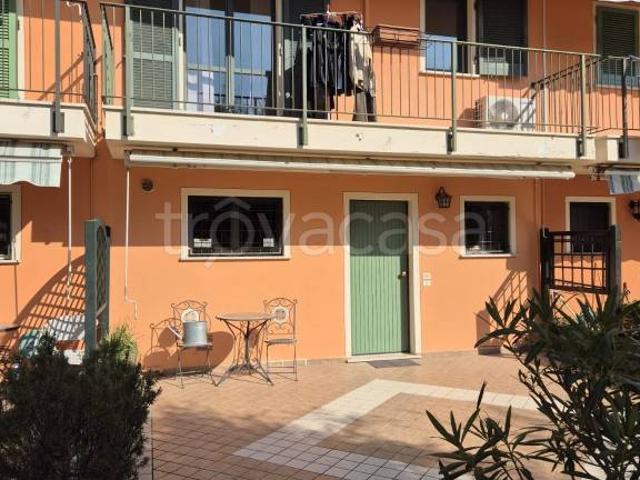 Villa a schiera in vendita a Cunettone, Salò