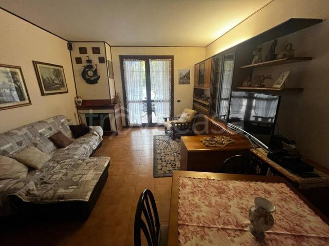 Villa a schiera in vendita a Curtatone via Andrea Mantegna