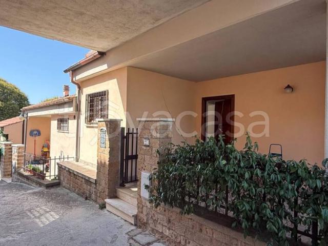 Villa a schiera in vendita a Calvi dell'Umbria via degli Ulivi, 5B