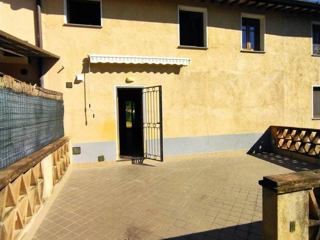 Villa a schiera in vendita a Camaiore