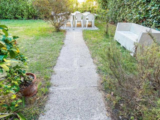 Villa a schiera in vendita a Camaiore
