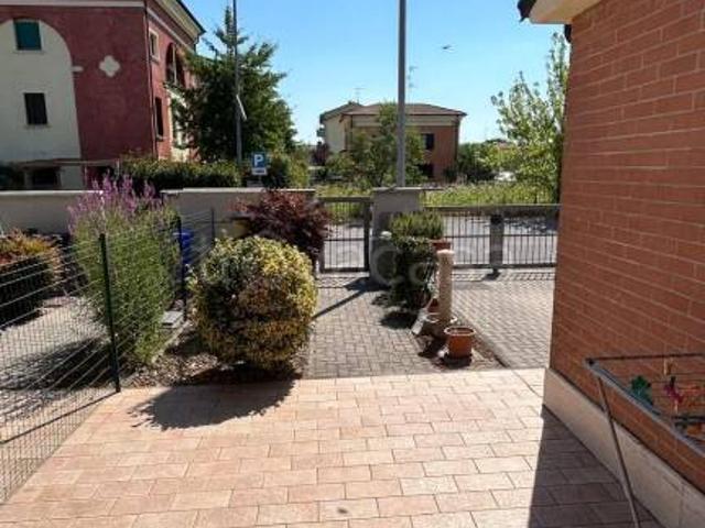 Villa a schiera in vendita a Camposanto via Paolo Borsellino