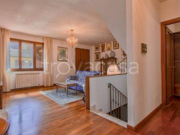 Villa a schiera in vendita a Cantagallo, Carmignanello