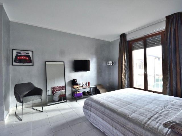Villa a schiera in vendita a Cascina