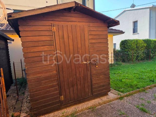 Villa a schiera in vendita a Castelnovo di Sotto via Giovanni Pascoli