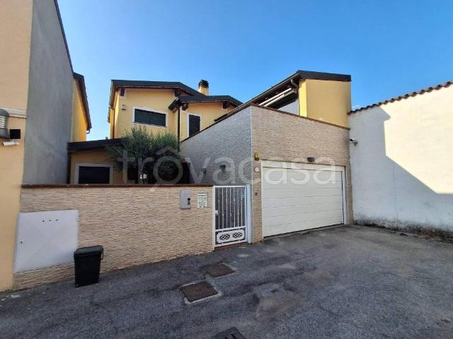 Villa a schiera in vendita a Castelleone