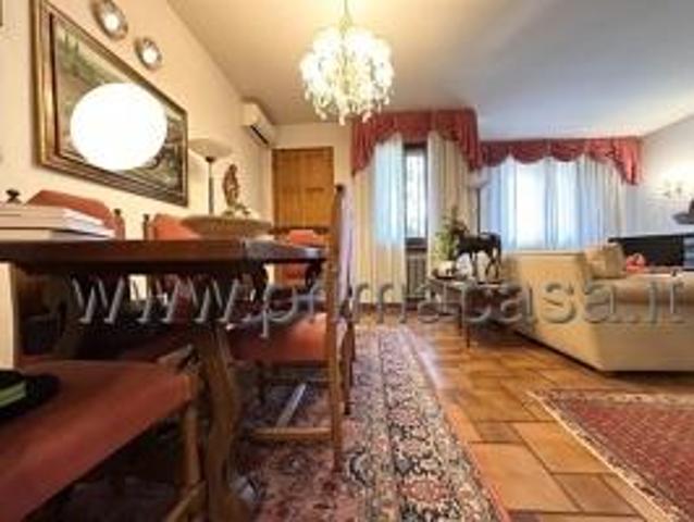 Villa a schiera in vendita a Carpi