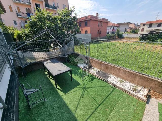 Villa a schiera in vendita a Carugate via Fratelli Cervi, 26
