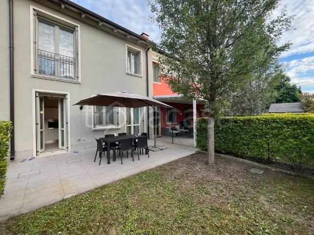 Villa a schiera in vendita a Cavezzo via Malaspina, 1/s