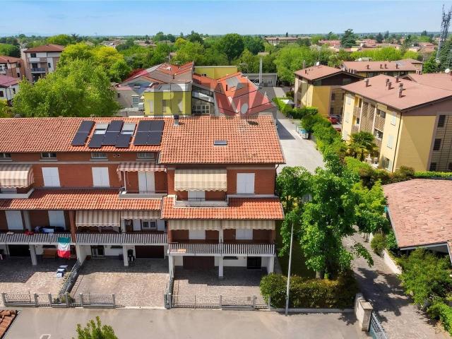Villa a schiera in vendita a Cavriago