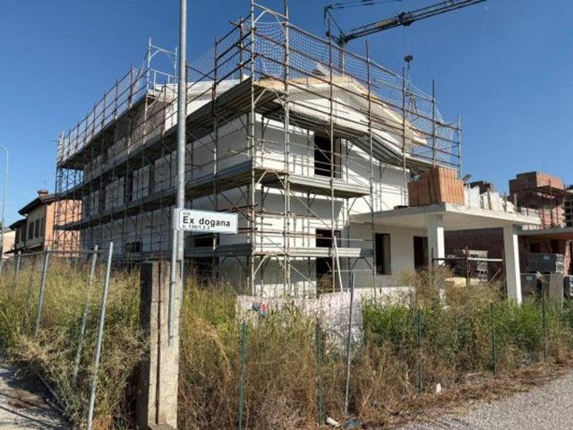 Villa a schiera in vendita a Cento